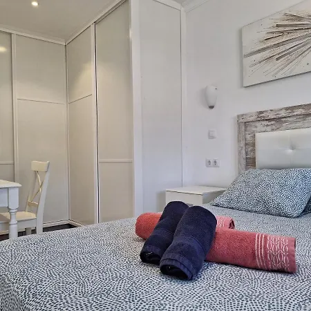 Solaris - Refurbished, Top Floor, Sea Views Puerto Rico  Buitenkant foto