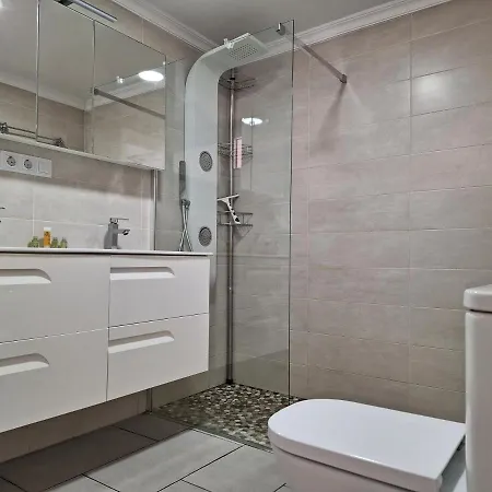 Solaris - Refurbished, Top Floor, Sea Views Puerto Rico  Buitenkant foto