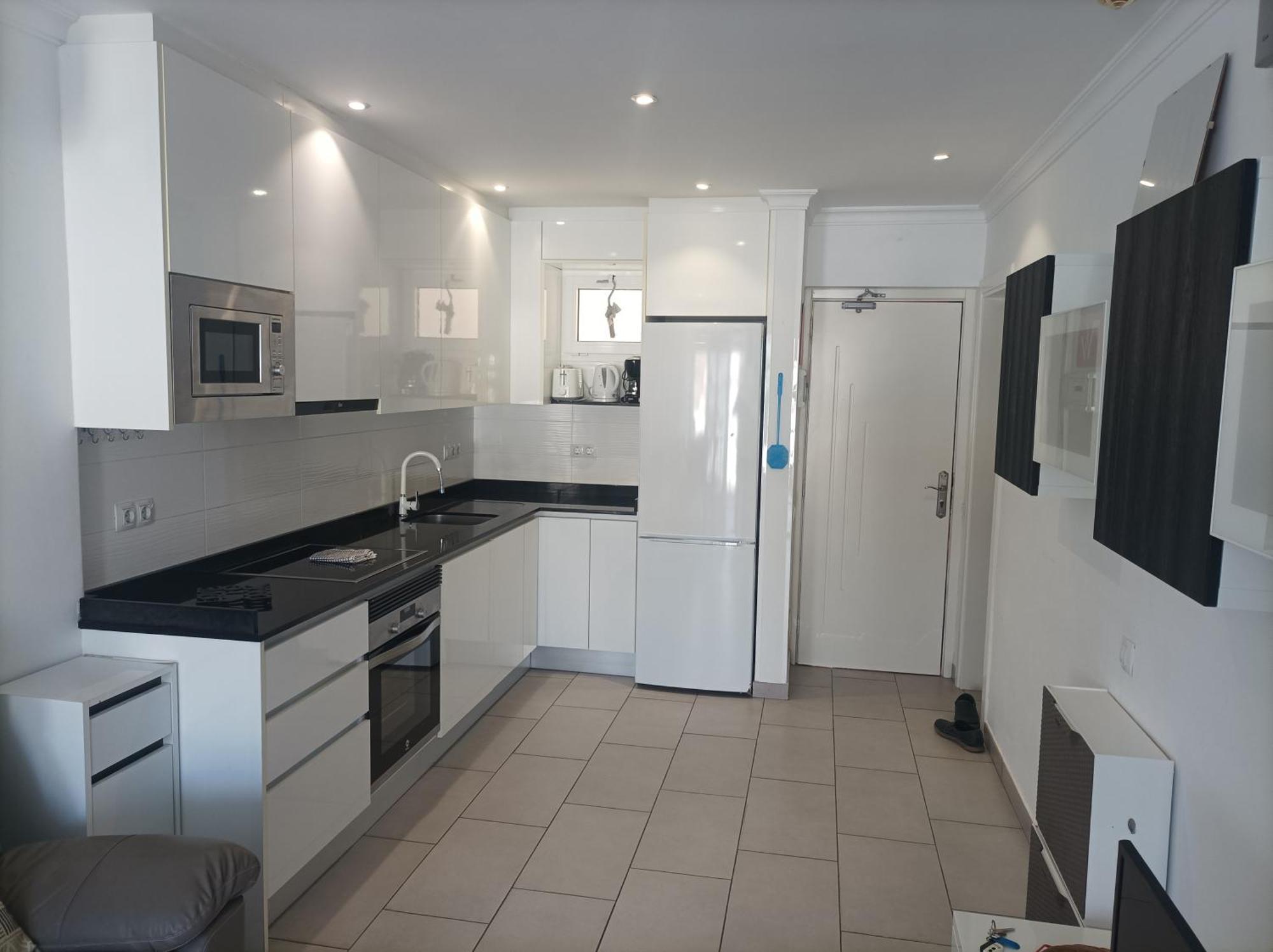 Solaris - Refurbished, Floor, Sea Views Apartment *